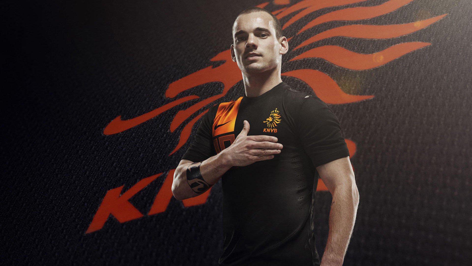 半场激战零进球，门神对决抢眼，皮克福德两连扑与波普神扑拒头槌