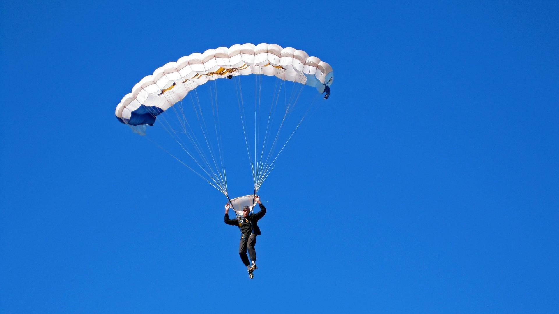 姆总状态火热！训练场再现无解射门 新赛季蓄势待发